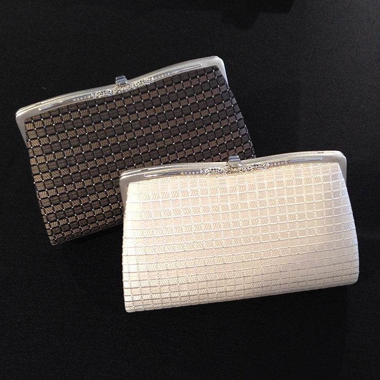 クラッチバッグ(チェーン付き)35,000円(税別)